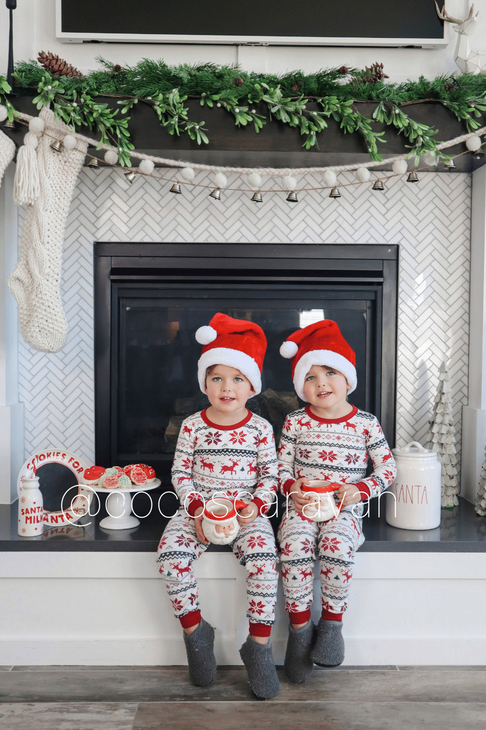 The best Family Christmas pajamas photoshoot ideas Coco's Caravan